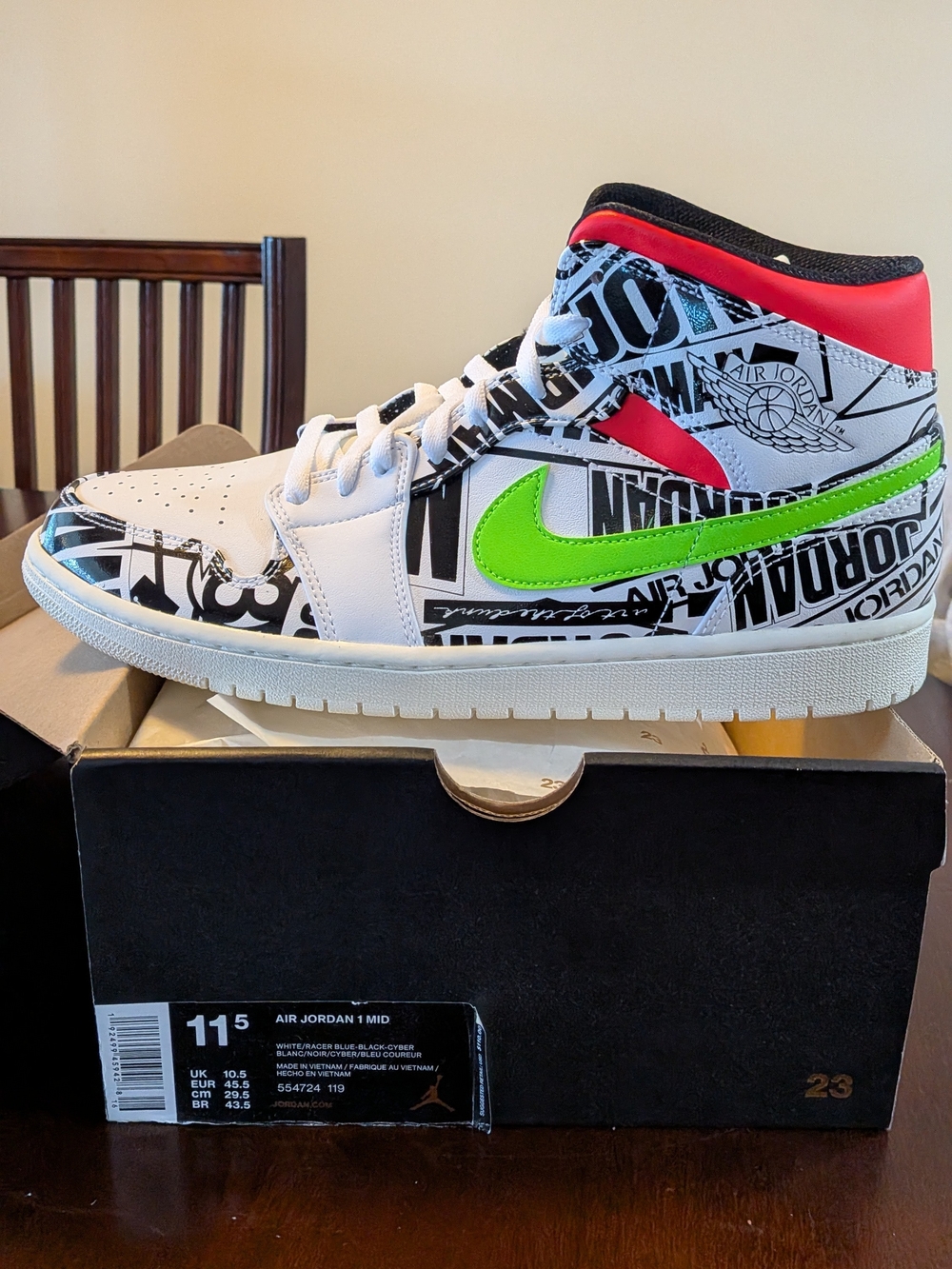 NWT Air Jordan 1 Mid
